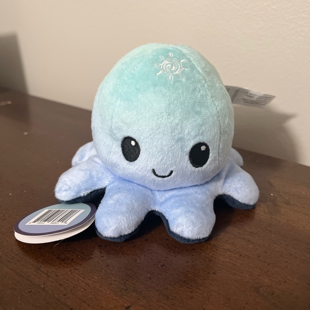 Reversible Octopus plush - happy face / mad face